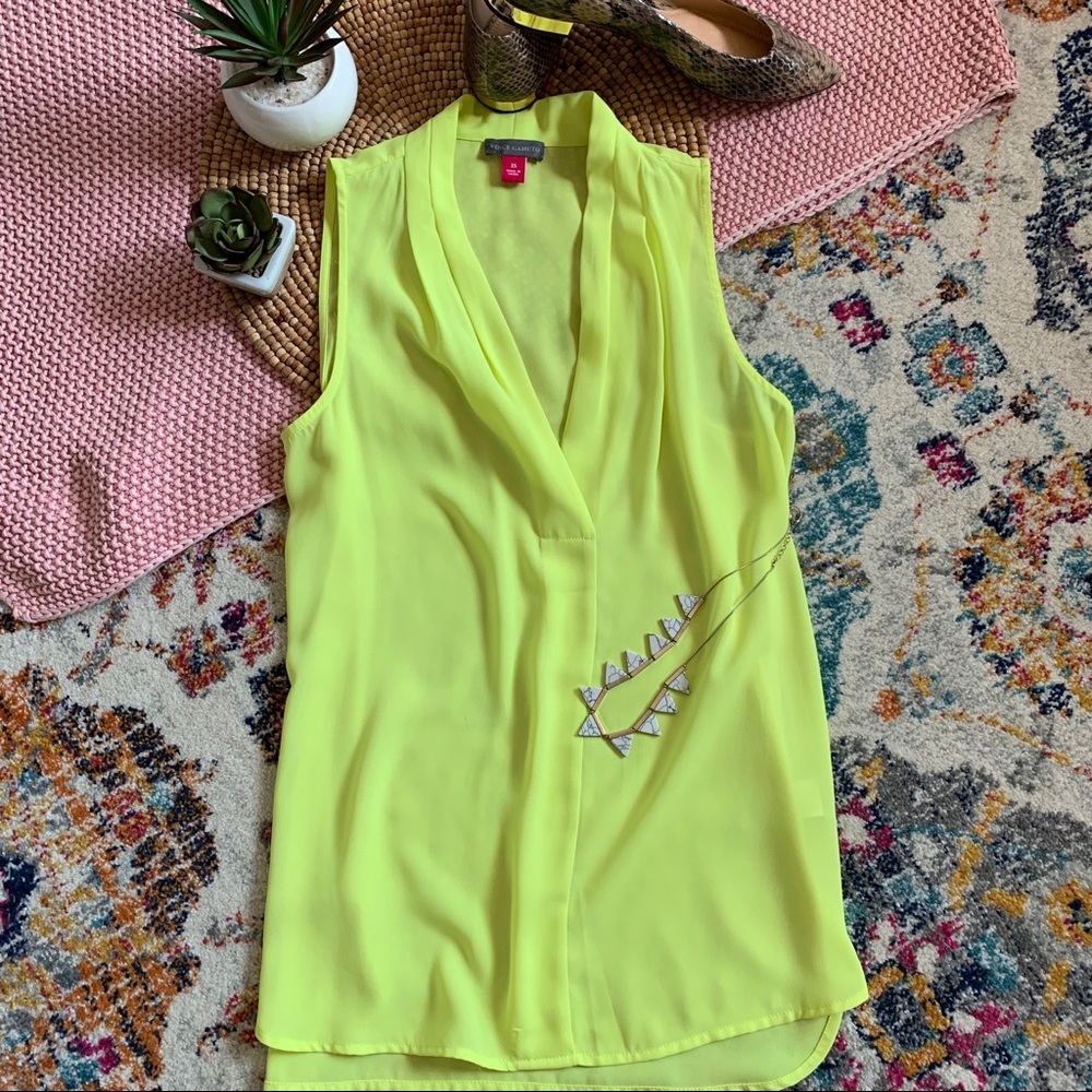 Vince Camuto Bright Sleeveless Flowy Blouse XS